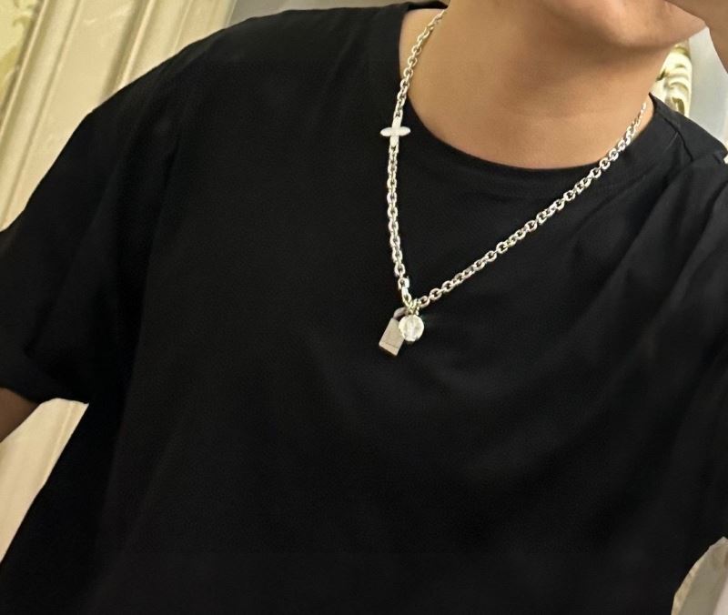 Louis Vuitton Necklaces